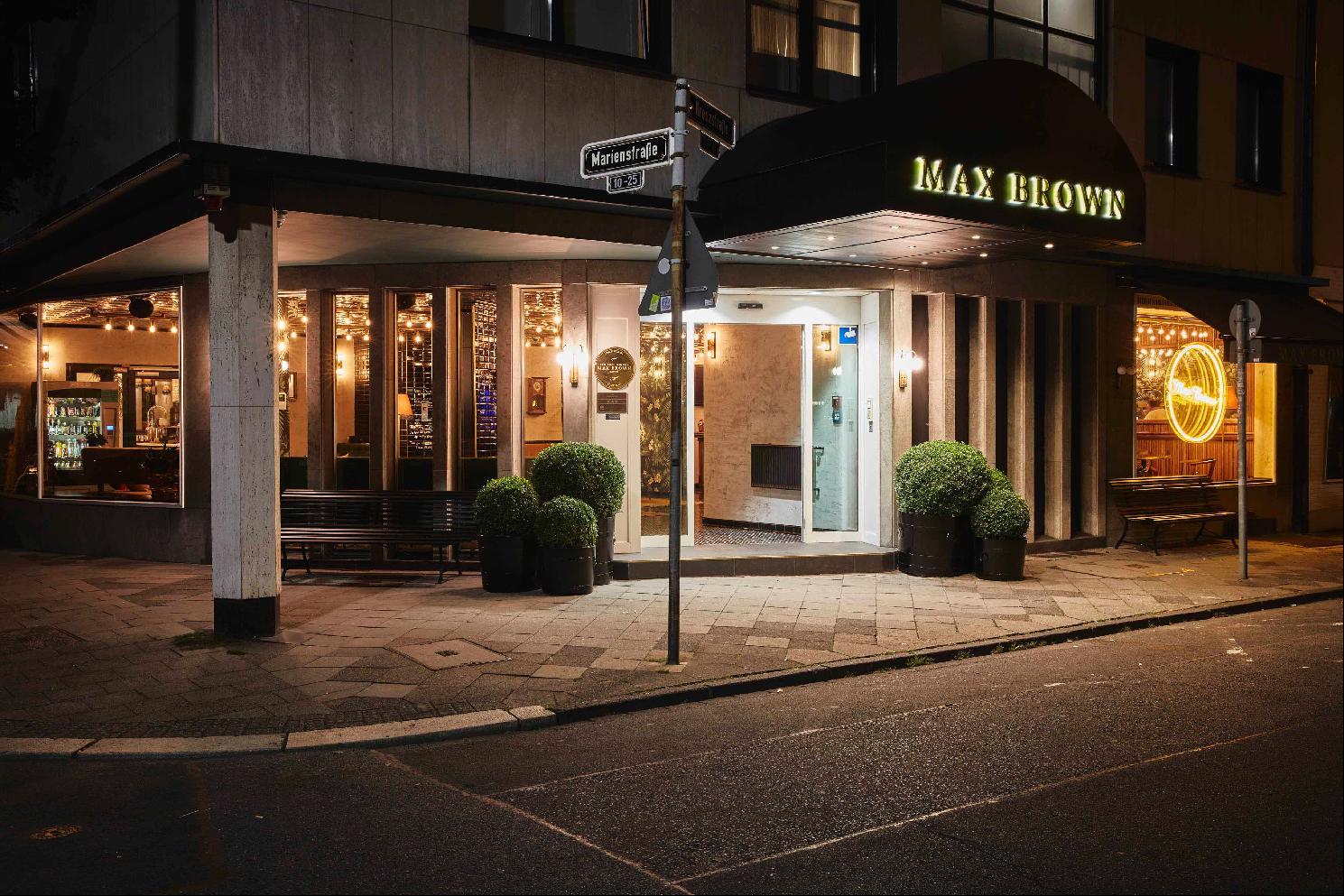 Max Brown Hotel Midtown, Part Of Sircle Collection Düsseldorf Dış mekan fotoğraf